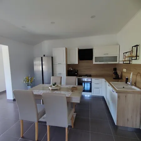 Dokic 3 Apartment *